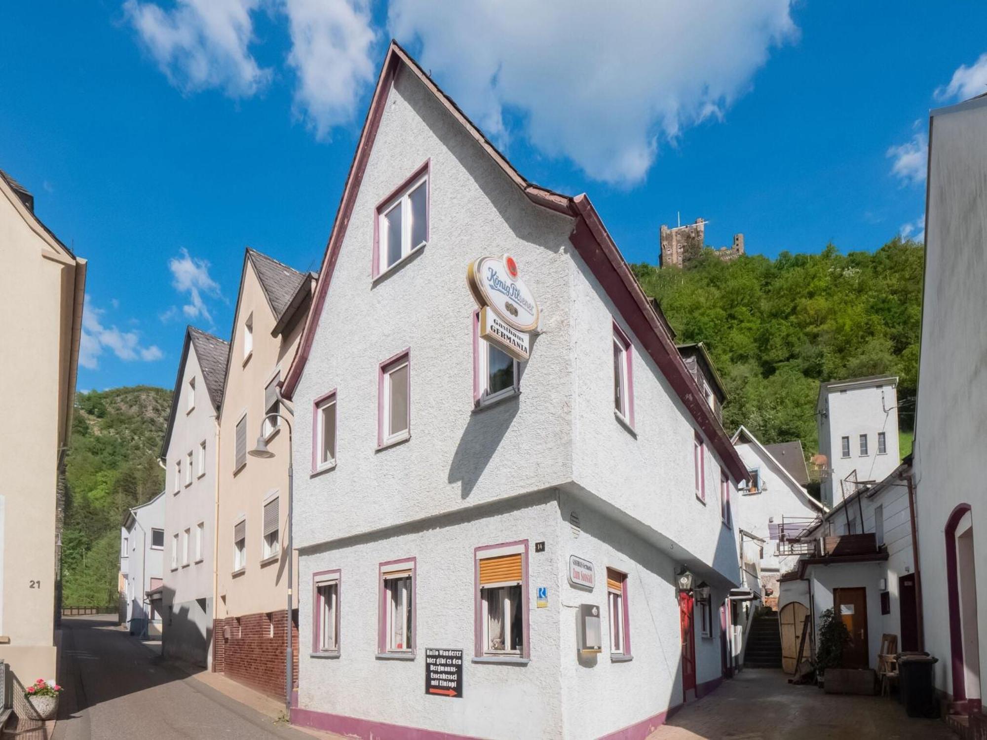 Cosy Holiday Home In Sankt Goarshausen With Barbecue Exterior foto